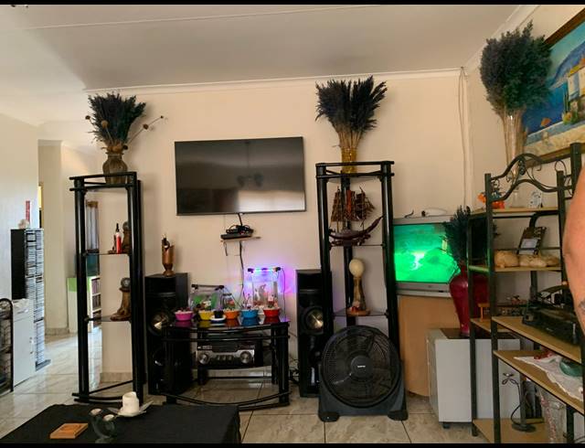 3 BEDROOM HOUSE FOR SALE IN GLEN HARVIE